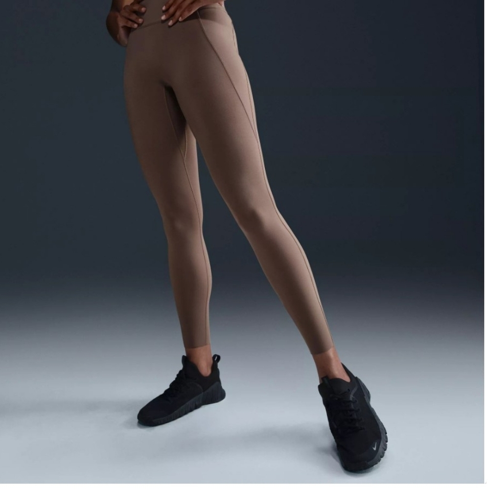 Nike Universa Medium-Support High-Waisted 7/8 Leggings - Picture 2 of 7